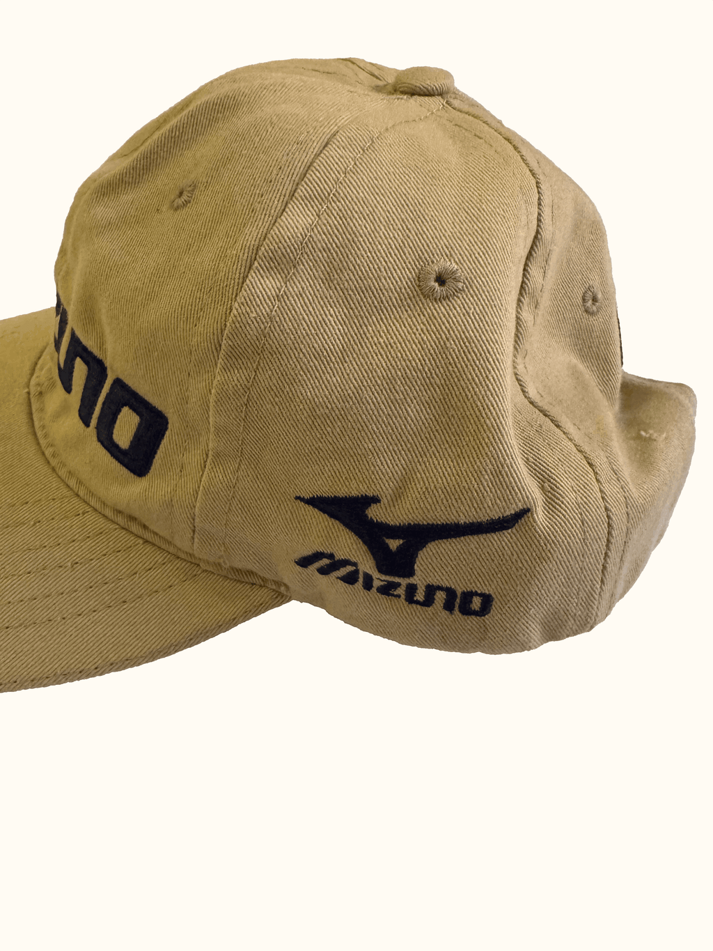 Beige cap with Mizuno logo side